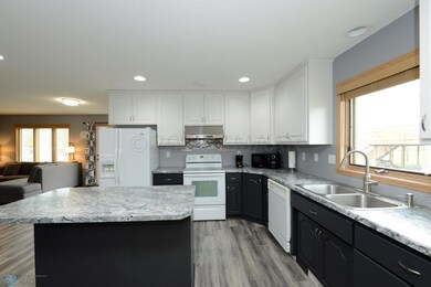 Plenty of Cabinets