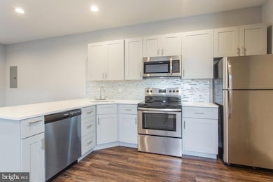 1917 N 7th St unit 3R, Philadelphia, PA 19122 - photo 4