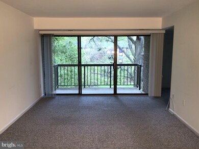 3103 Buccaneer Ct unit 202, Fairfax, VA 22031 - photo 5