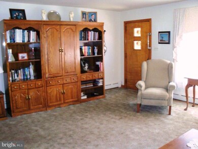 421 N 4th St, Souderton, PA 18964 - photo 3