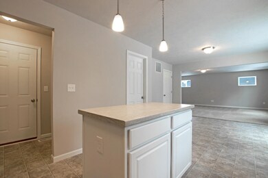 ARB010-E2070-Kitchen3