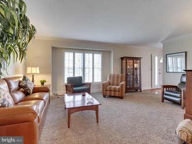 6231 Chestnut Oak Ln, Linthicum Heights, MD 21090 - photo 5