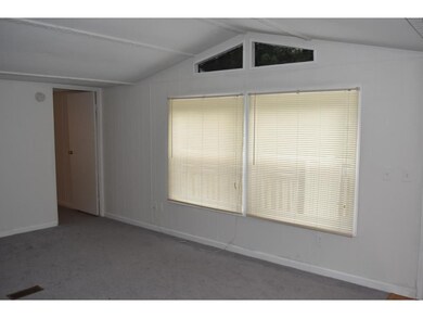 286 Weaver Hill Rd, Johnson City, TN 37601 - photo 3