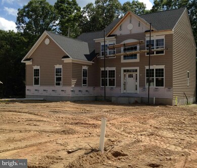 8014 Hammock Ln, Pasadena, MD 21122 - photo 4