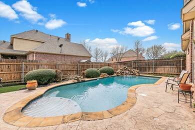 633 Trails End Ct, Hurst, TX 76054 - photo 2