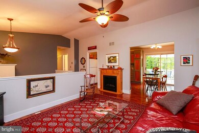 456 Poplar Ln, Annapolis, MD 21403 - photo 6