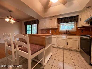 358 W 30th St, Hazle Township, PA 18202 - photo 4