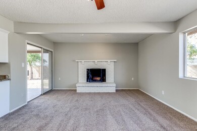 2614 W Osage Cir, Mesa, AZ 85202 - photo 4