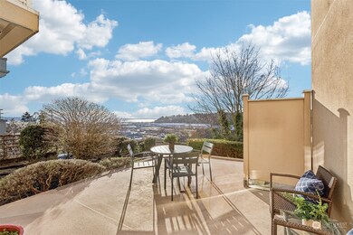 2241 13th Ave W unit 101, Seattle, WA 98119 - photo 2