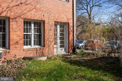 1700 Preston Rd, Alexandria, VA 22302 - photo 2