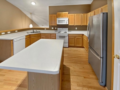 15312 Flower Way unit 196, Saint Paul, MN 55124 - photo 2