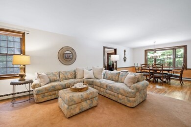 8 Wren Ln, Marstons Mills, MA 02648 - photo 4