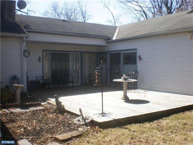 4127 Barberry Dr, Lafayette Hill, PA 19444 - photo 3