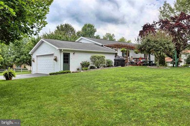 732 Hillcrest Dr, Newport, PA 17074 - photo 4