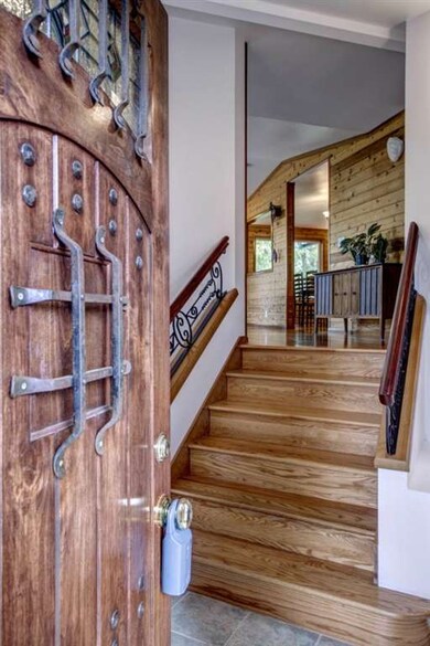 811 Edmonds St, Edmonds, WA 98020 - photo 2