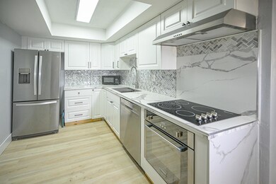 Parc Plaza Condominiums unit 5A, Miami Beach, FL 33139 - photo 2