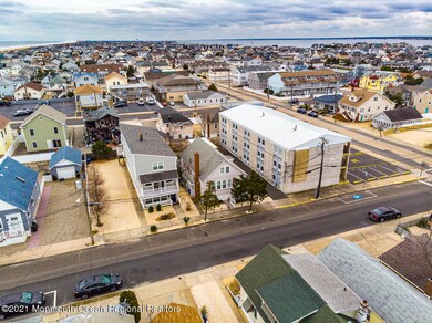 3739 Farragut Ave Seaside Park-large-002