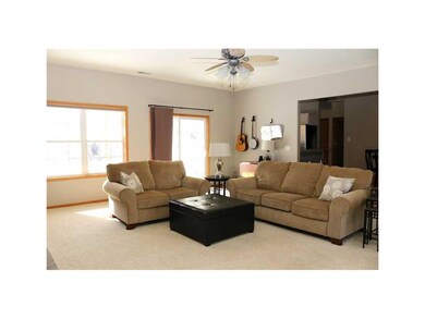 Family Room-L1.