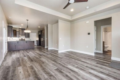 462 Eagle Rock Dr, Central Point, OR 97502 - photo 4