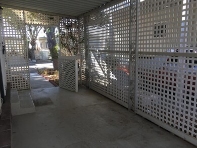 4568 W Rosamond Blvd unit 5, Rosamond, CA 93560 - photo 7