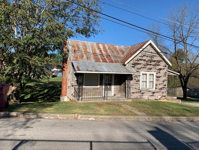 1613 Miami Dr, Johnson City, TN 37601 - photo 2