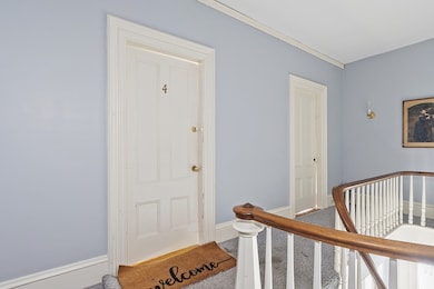 35 Middle St unit 4, Gloucester, MA 01930 - photo 2