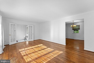 7922 Anfred Dr, Laurel, MD 20723 - photo 6