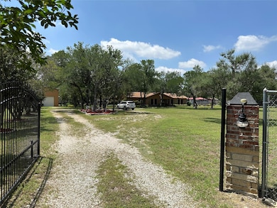 1120 Tennison Rd, Azle, TX 76020 - photo 4