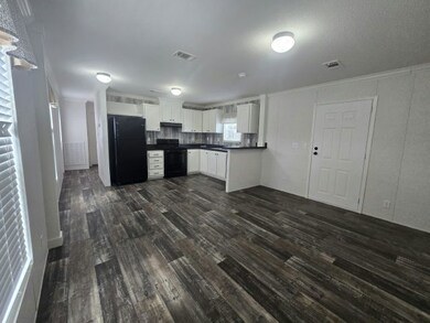 83 Stebbins Dr unit 9, Winter Haven, FL 33884 - photo 3