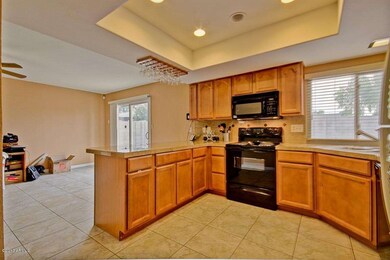 17425 N 55th Ln Kitchen