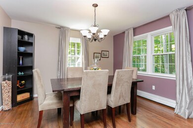 90 Woodbrook Dr, Stamford, CT 06907 - photo 7