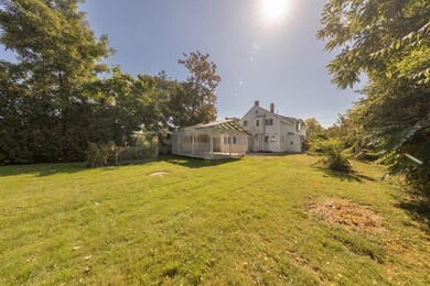 18 Oxford St, Fairhaven, MA 02719 - photo 5