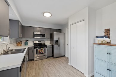 14058 S Hemingway Cir, Plainfield, IL 60544 - photo 6