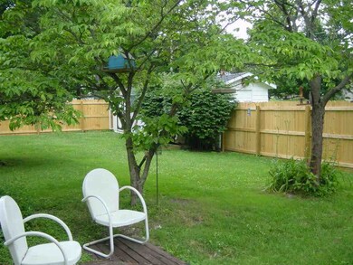 Features New Privacy Fence