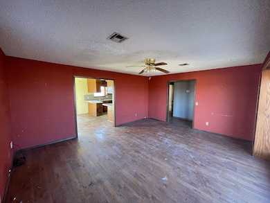 4031 Oklahoma 19, Stratford, OK 74872 - photo 6