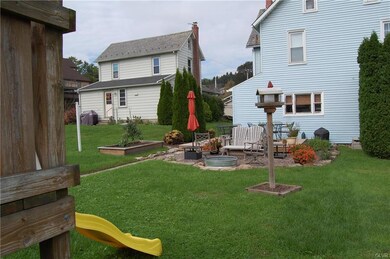 337 Mauch Chunk St, Nazareth, PA 18064 - photo 7