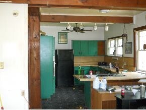 133 E Highland Rd, Johnson City, TN 37601 - photo 3