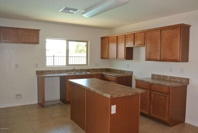 7946 W Clayton Dr, Phoenix, AZ 85033 - photo 2