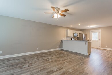 501 N Varnell Rd, Tunnel Hill, GA 30755 - photo 3