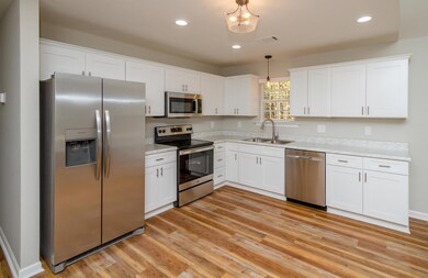 3992 kitchen area 2