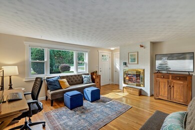 40 Cedar St, Ashland, MA 01721 - photo 4