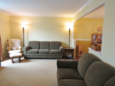 9 Prospect Hills Rd, Rensselaer, NY 12144 - photo 5