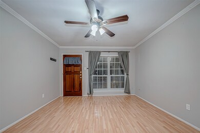 843 Wax Myrtle Ln unit A, Houston, TX 77079 - photo 2