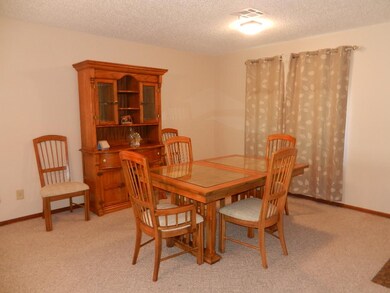 The front dining area could also serve as an exten