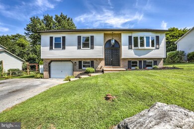 1475 Putnam Dr, Lancaster, PA 17602 - photo 2