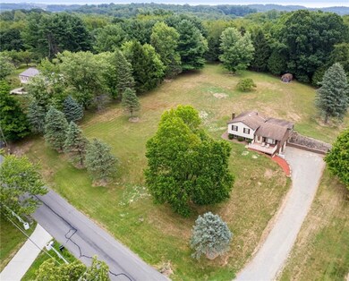 732 Valley View Rd, Eighty Four, PA 15330 - photo 5