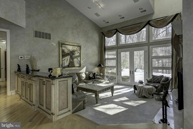 10035 Avenel Farm Dr, Potomac, MD 20854 - photo 7