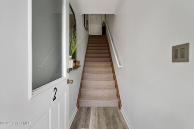 1602 Cambridge Manor Dr, Schenectady, NY 12302 - photo 3