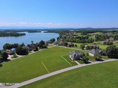 220 Gold Finch Ln, Vonore, TN 37885 - photo 3