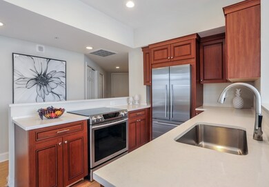 The Mariner Condominiums unit 604, Boston, MA 02109 - photo 2